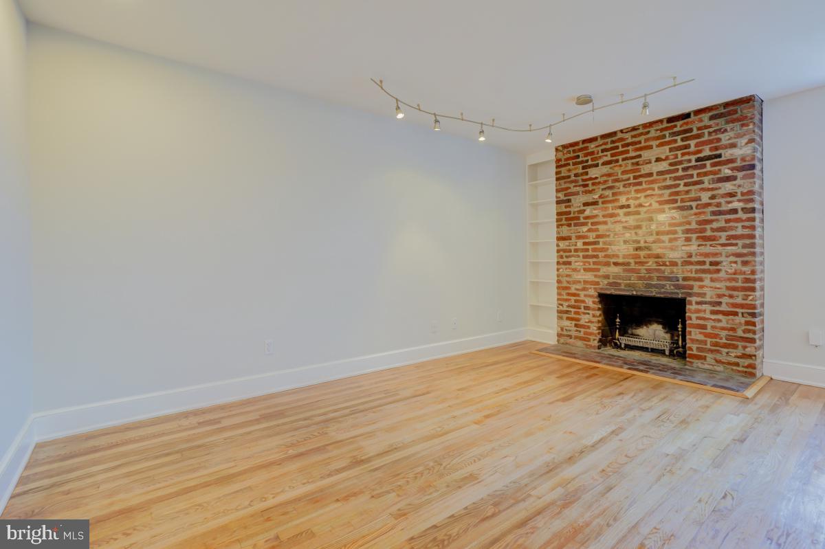 676 4th Street Northeast, Unit 204 Washington, DC 20002 - Photo 9 of 30