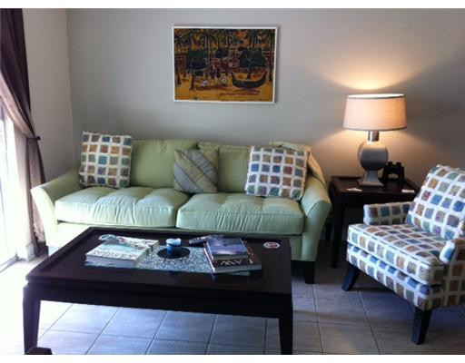 2929 South Ocean Boulevard, Unit 101 Boca Raton, FL 33432 - Photo 9 of 17 Living Room