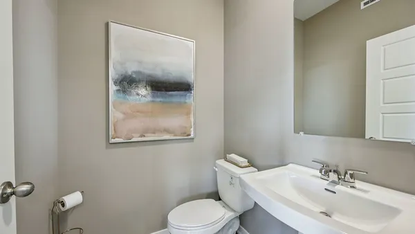 $574,990 | 2226 Lakeshore Drive, Schaumburg, IL 60173