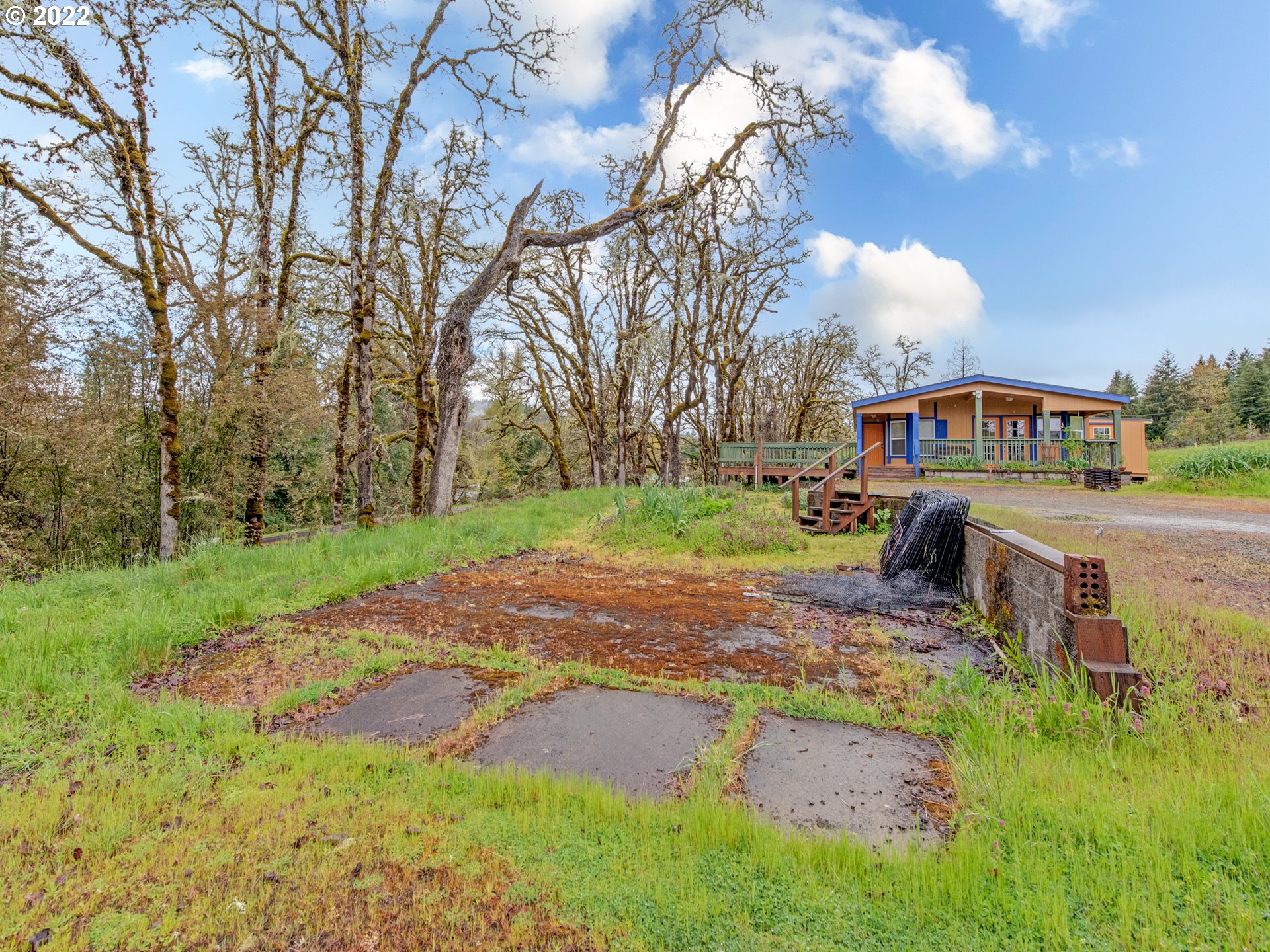 39275 Little Fall Creek Road Fall Creek, OR 97438 - Photo 17 of 27