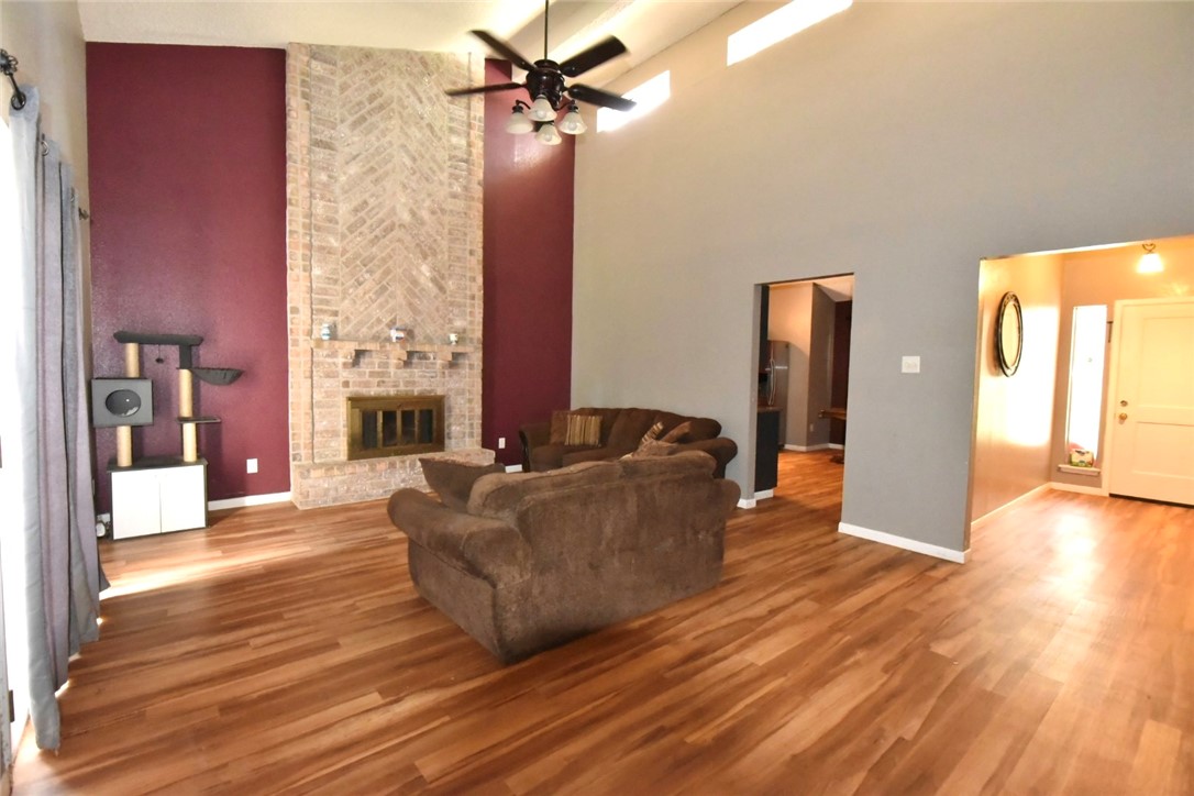 4638 Vail Street Corpus Christi, TX 78413 - Photo 9 of 20