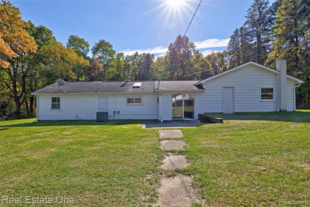 9150 Rattalee Lake Road Clarkston, MI 48348 - Photo 45 of 45