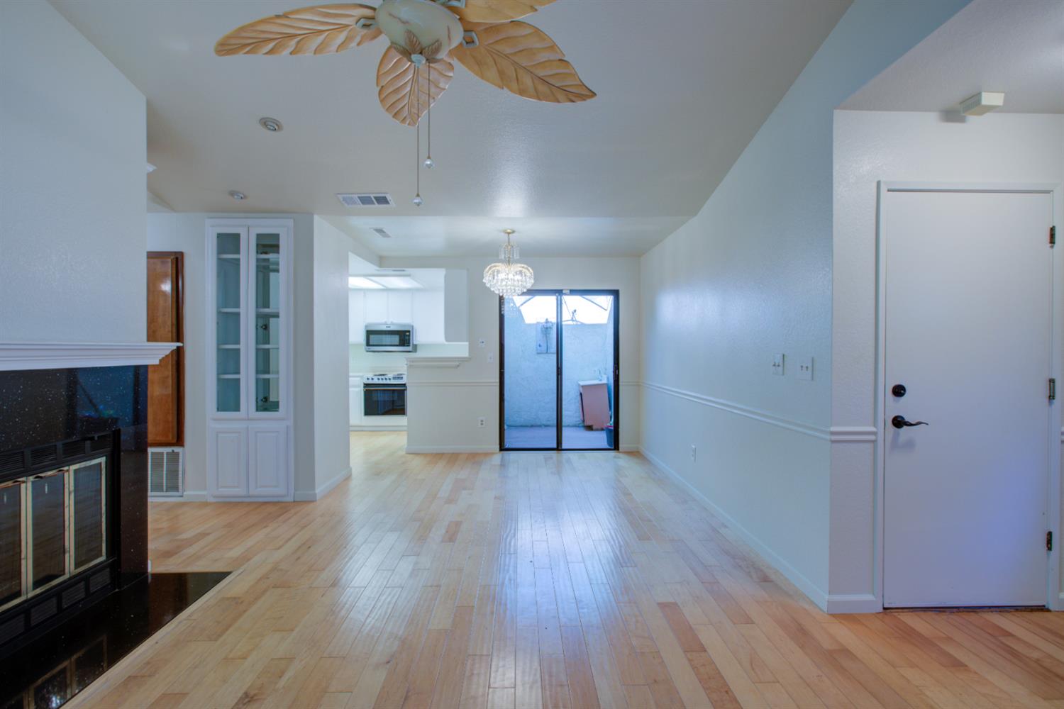 1311 Trinity Way Turlock, CA 95382 - Photo 7 of 27 Gallery Image 7