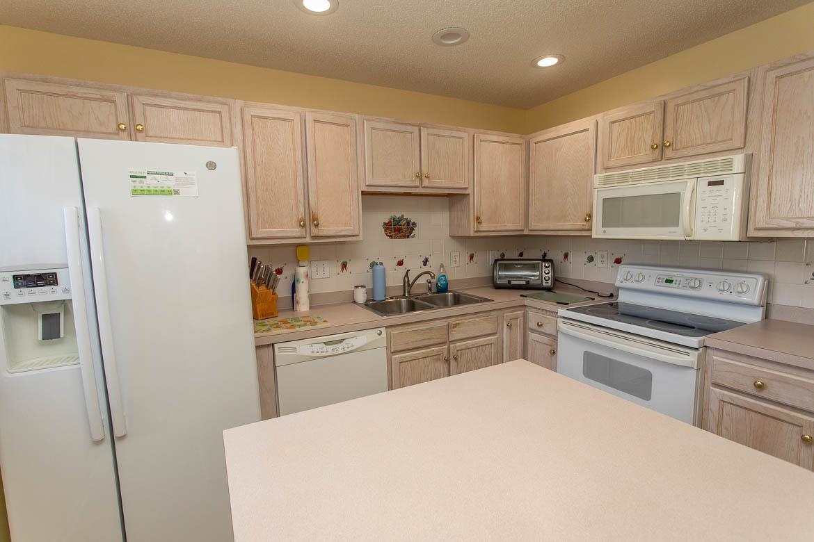 420 Whinstone Drive, Unit 420 Murrells Inlet, SC 29576 - Photo 28 of 39