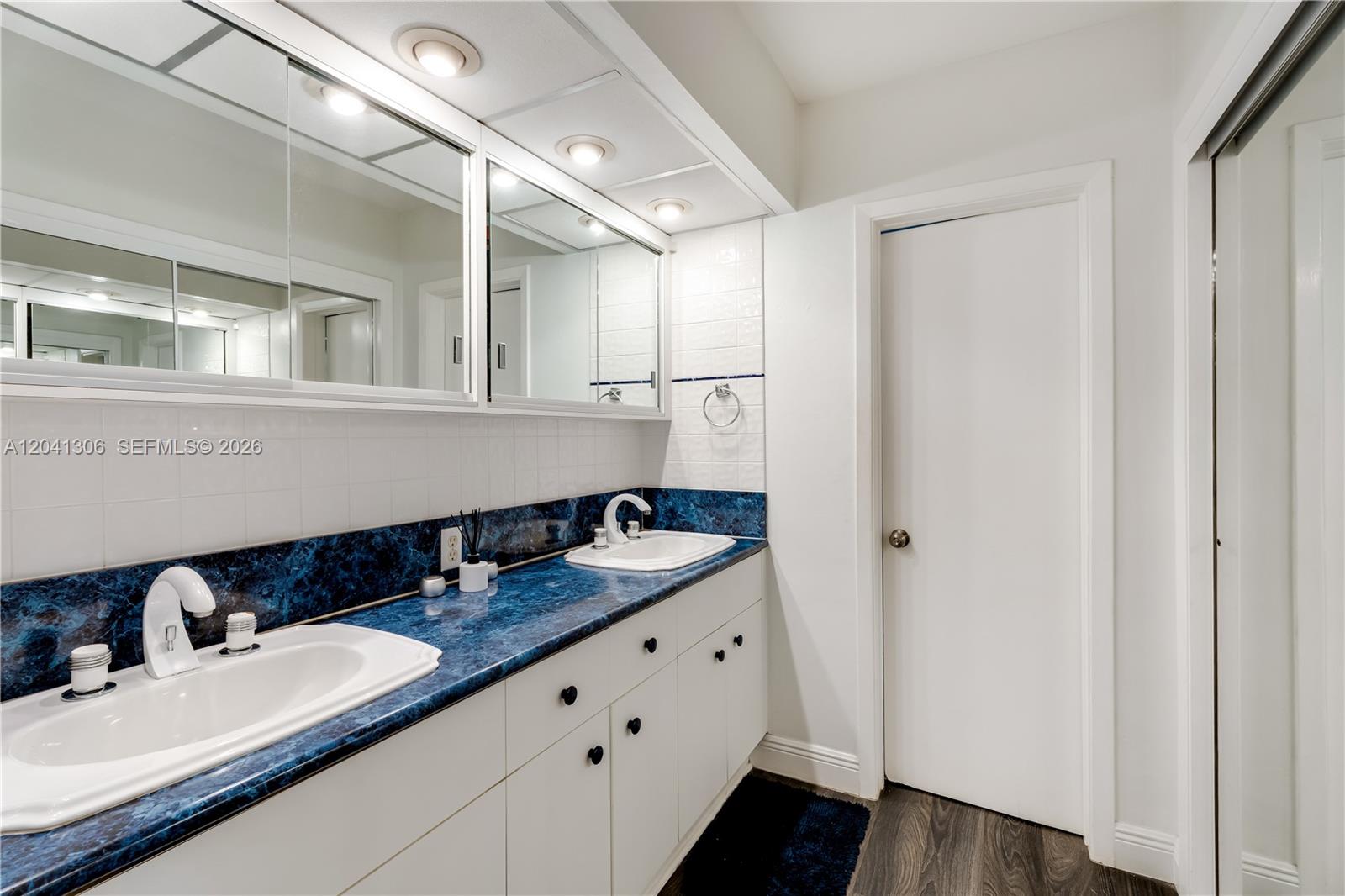 8480 Southwest 66th Street Miami, FL 33143 - Photo 22 of 36