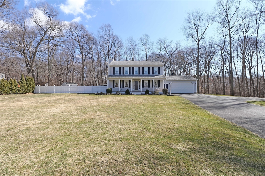 76 Ridge Lane Swansea, MA 02777 - Photo 1 of 42 Gallery Image 1