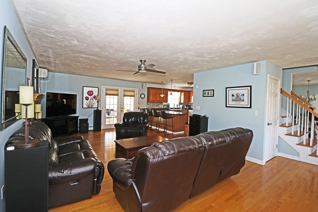 76 Ridge Lane Swansea, MA 02777 - Photo 14 of 42 Gallery Image 14