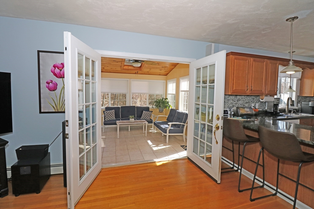 76 Ridge Lane Swansea, MA 02777 - Photo 19 of 42 Gallery Image 19