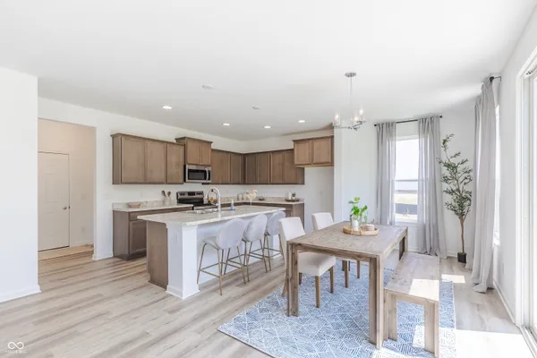 $383,999 | 6665 Cobblestone Drive, Pendleton, IN 46064