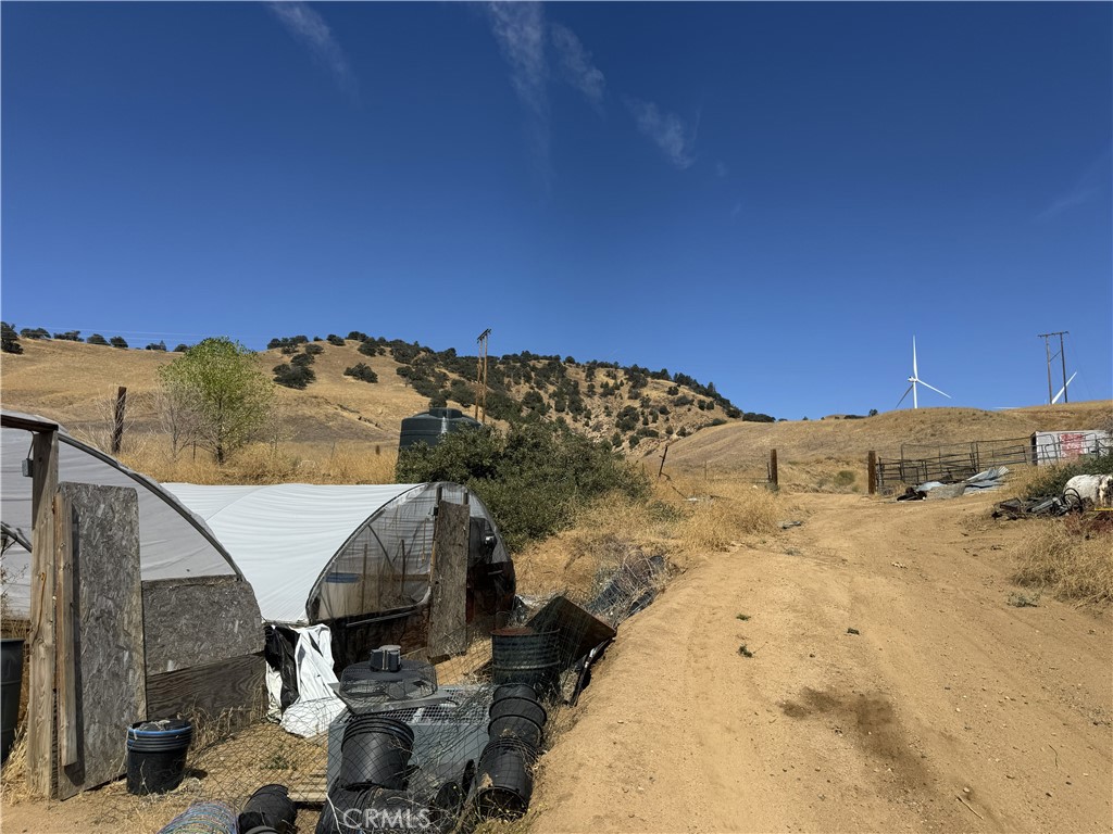 11647 Cameron Canyon Road Tehachapi, CA 93501 - Photo 30 of 37 Gallery Image 30
