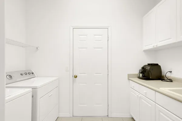 $1,900 | 1858 Pelican Drive, Unit 2, Fort Pierce, FL 34982