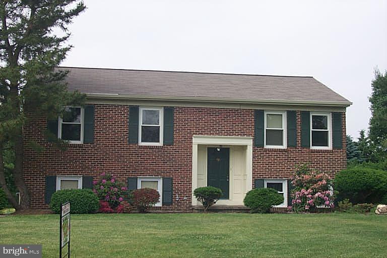 6 Branstock Court Lititz, PA 17543 - Photo 1 of 1 Gallery Image 1