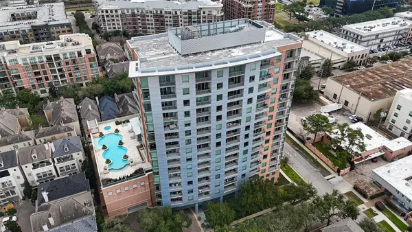 $749,000 | 2207 Bancroft Lane, Unit 908, Houston, TX 77027