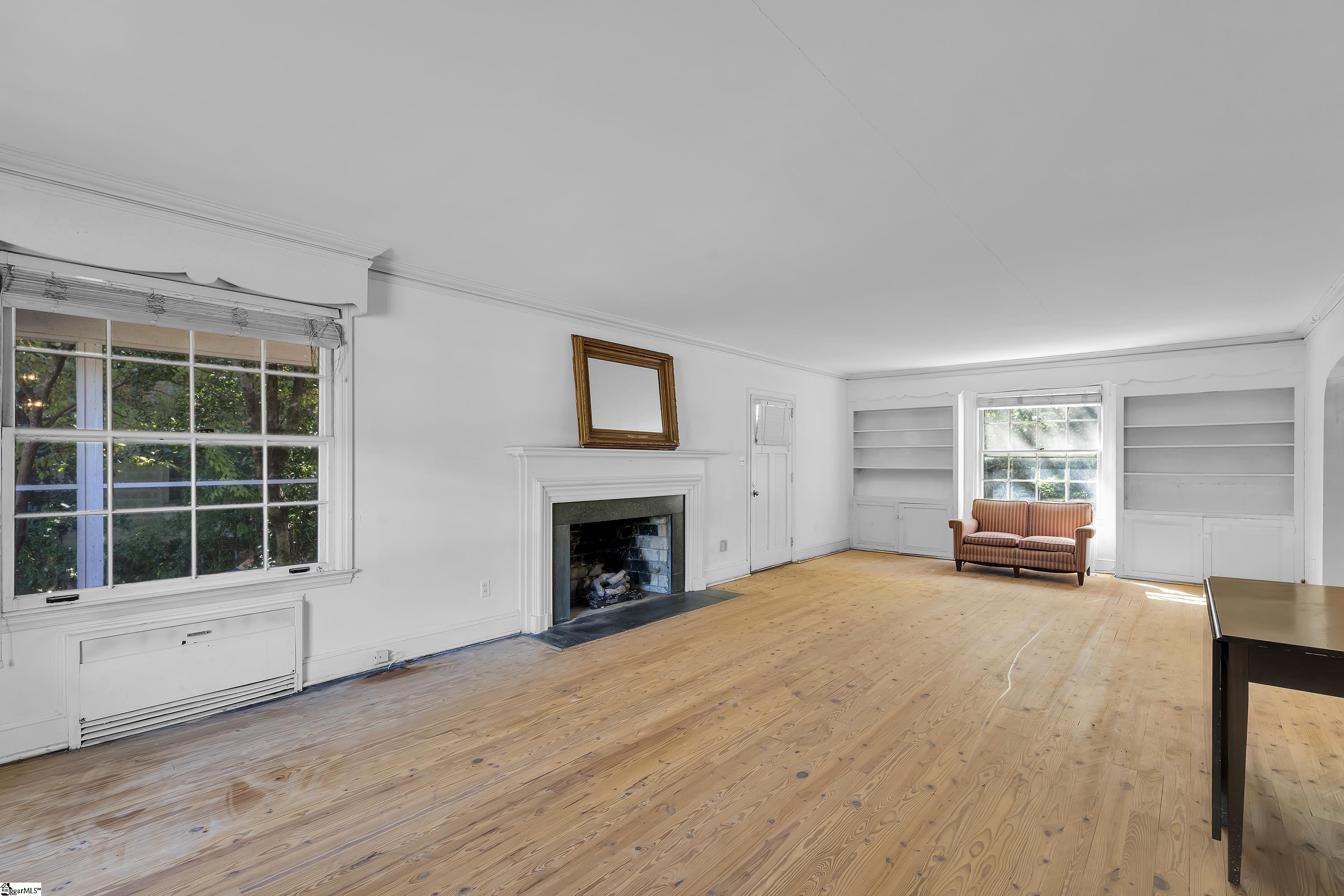 303 North B Street Easley, SC 29640 - Photo 13 of 42