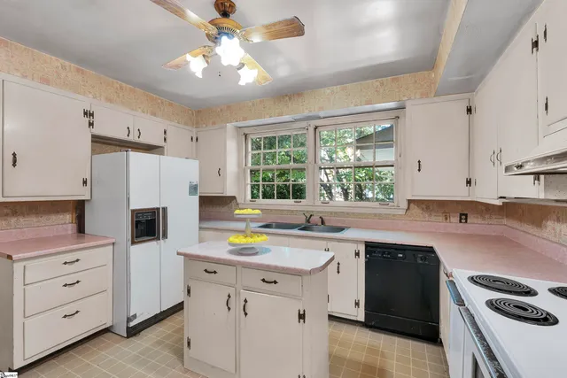 $399,900 | 303 North B Street, Easley, SC 29640