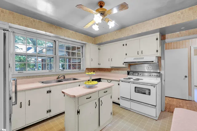 $399,900 | 303 North B Street, Easley, SC 29640