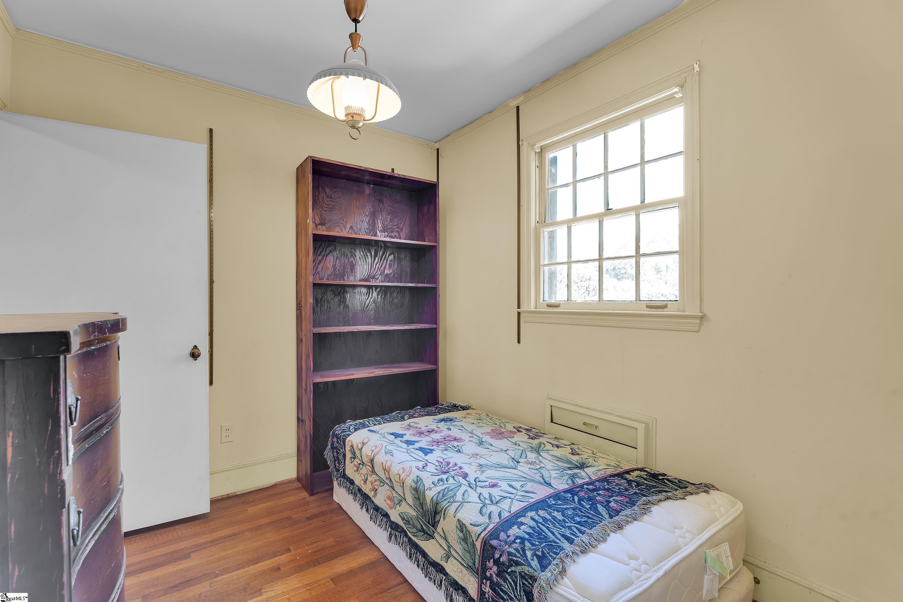 303 North B Street Easley, SC 29640 - Photo 33 of 42