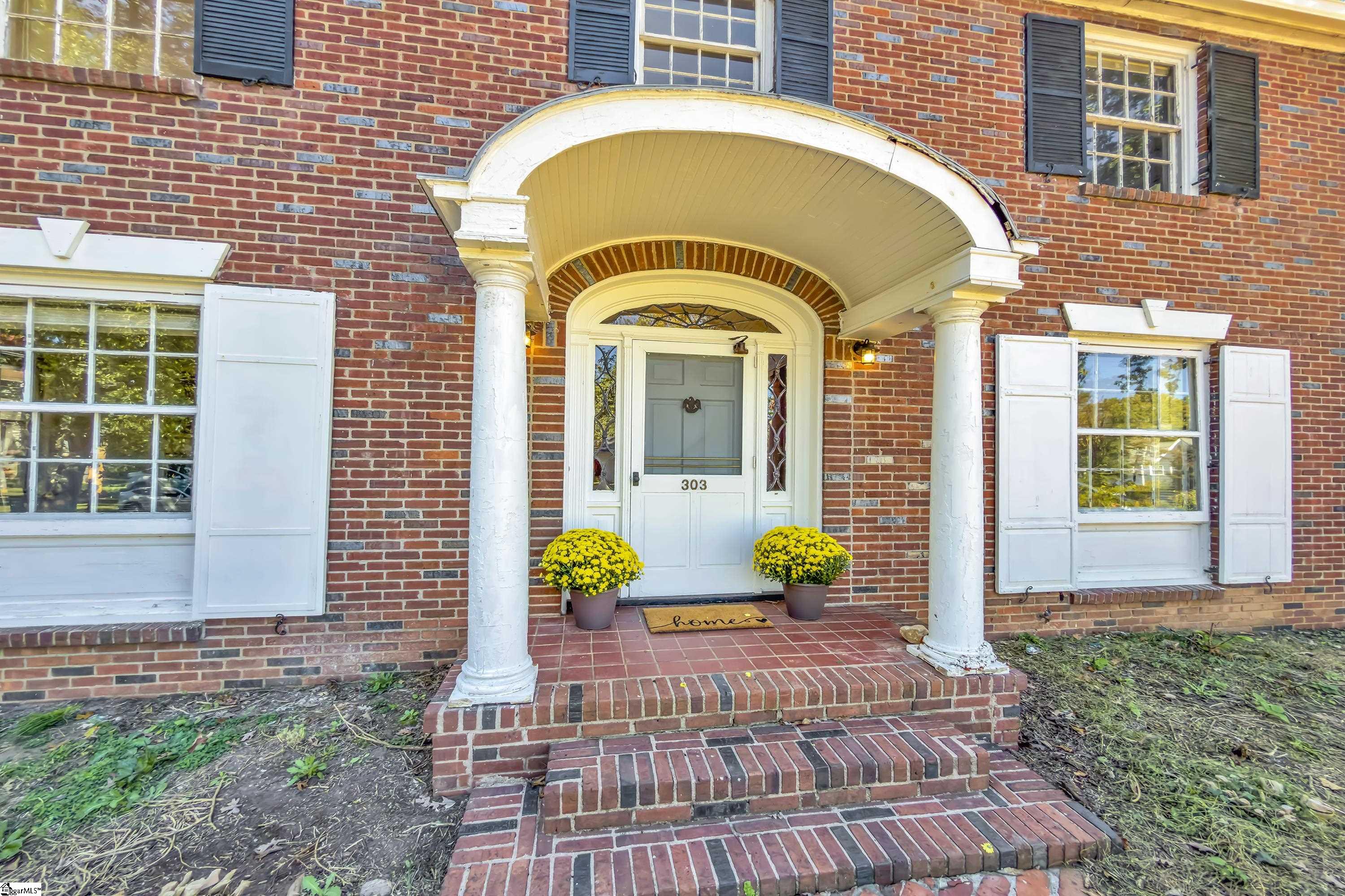 303 North B Street Easley, SC 29640 - Photo 9 of 42