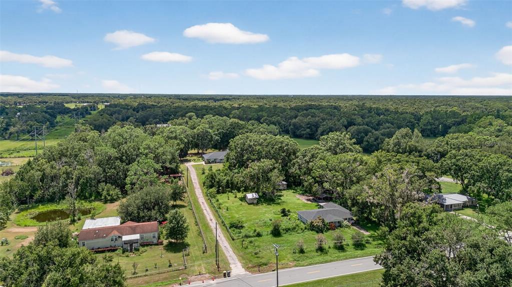 4618 Deeson Road Lakeland, FL 33810 - Photo 34 of 36 a view of a city