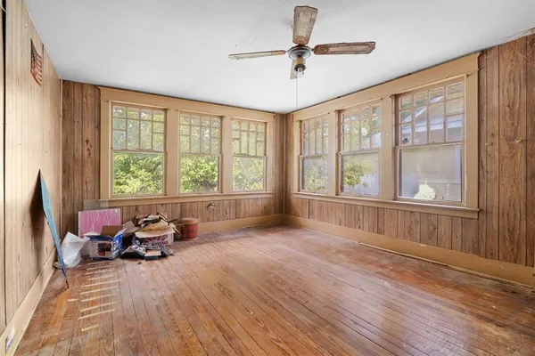 $235,000 | 305 Hill Street, Farmersville, TX 75442
