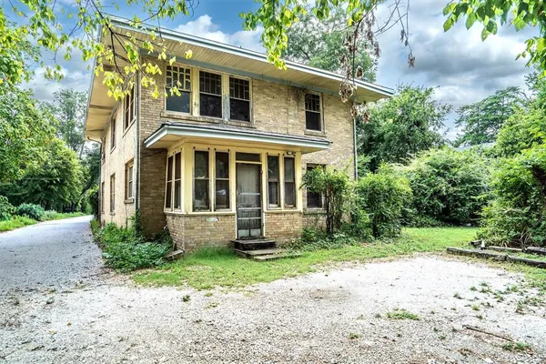 $235,000 | 305 Hill Street, Farmersville, TX 75442
