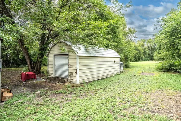 $235,000 | 305 Hill Street, Farmersville, TX 75442