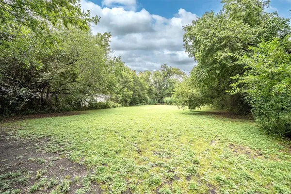 $235,000 | 305 Hill Street, Farmersville, TX 75442