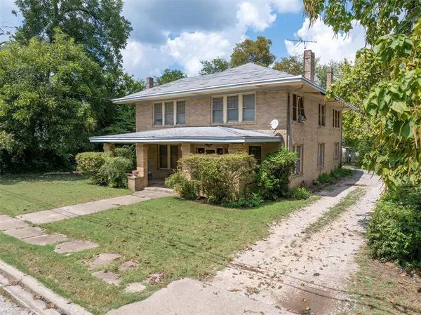 $235,000 | 305 Hill Street, Farmersville, TX 75442