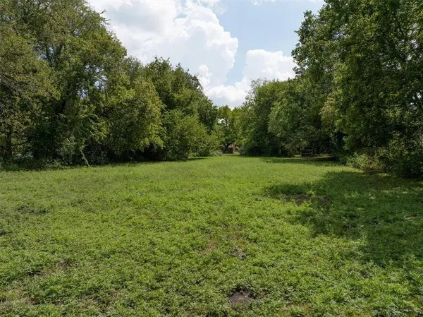 $235,000 | 305 Hill Street, Farmersville, TX 75442