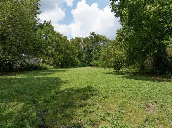 $235,000 | 305 Hill Street, Farmersville, TX 75442