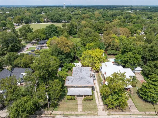 $235,000 | 305 Hill Street, Farmersville, TX 75442