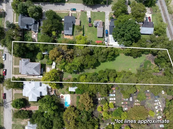 $235,000 | 305 Hill Street, Farmersville, TX 75442