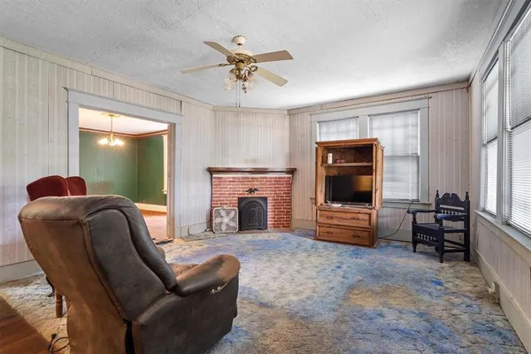 $235,000 | 305 Hill Street, Farmersville, TX 75442