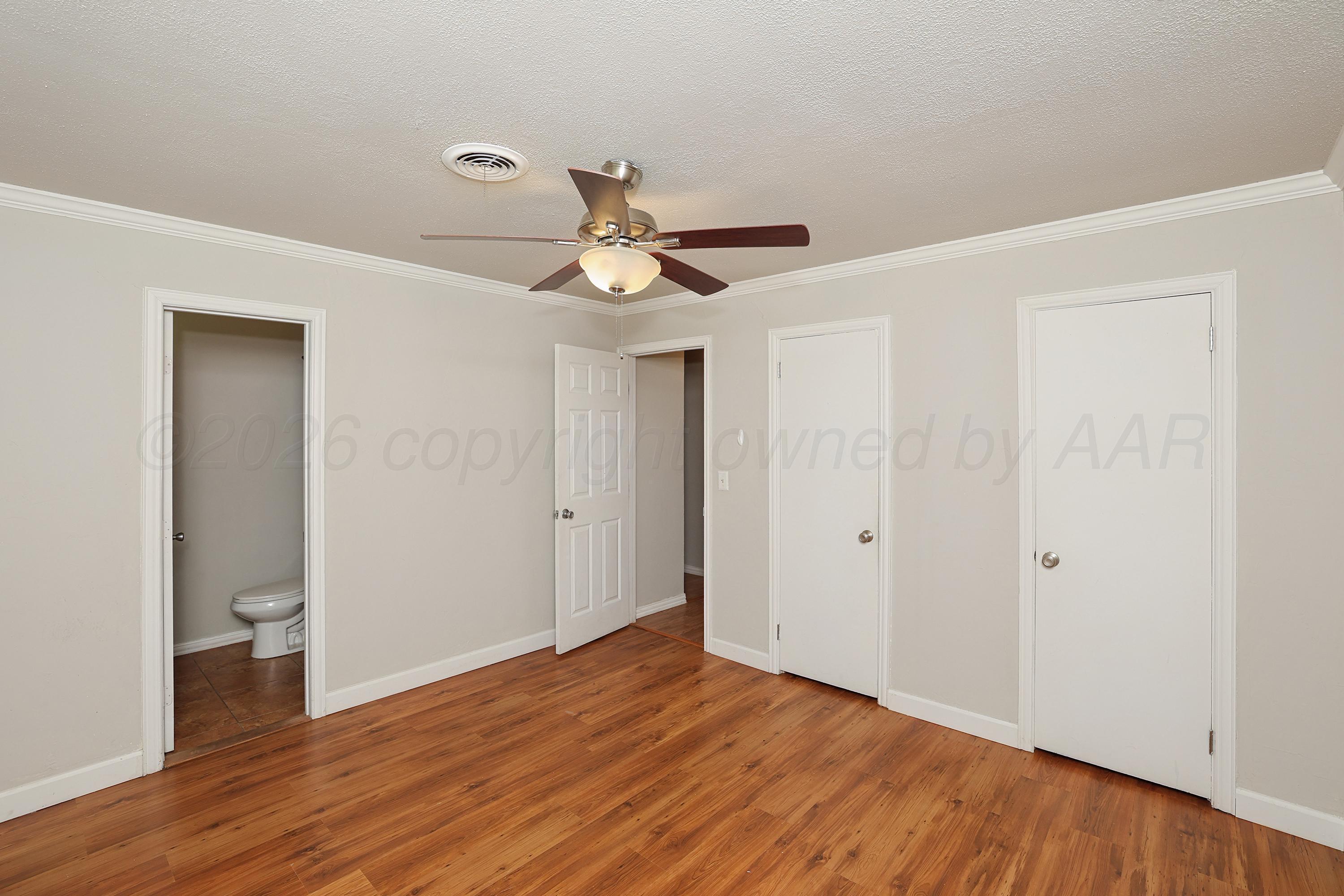 5144 Royce Drive Amarillo, TX 79110 - Photo 11 of 22 11-Primary Bedroom