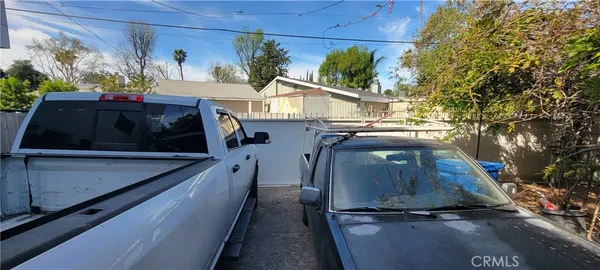 $1,000,000 | 6467 Woodley Avenue, Van Nuys, CA 91406