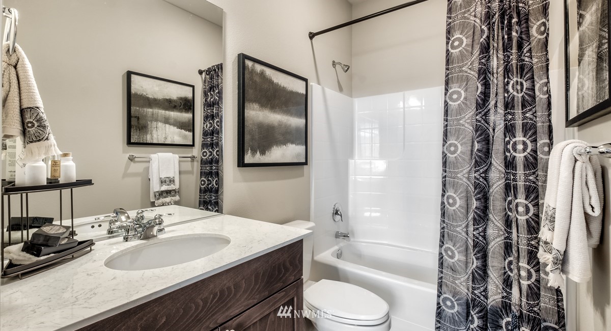 26 183rd Street Southwest, Unit 114 Bothell, WA 98012 - Photo 6 of 21