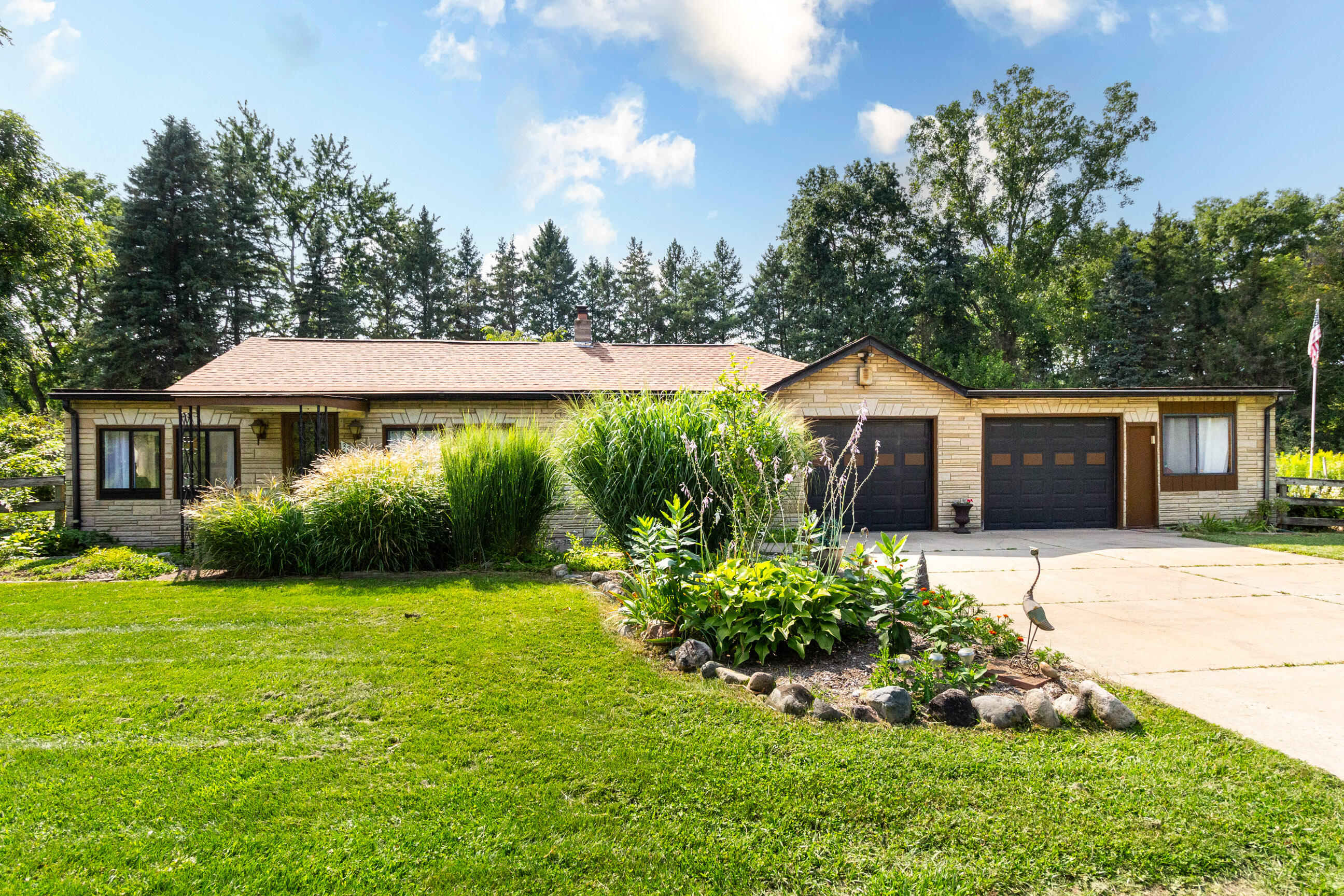 3860 South Latson Road Howell, MI 48843 - Photo 1 of 34 Welcome Home