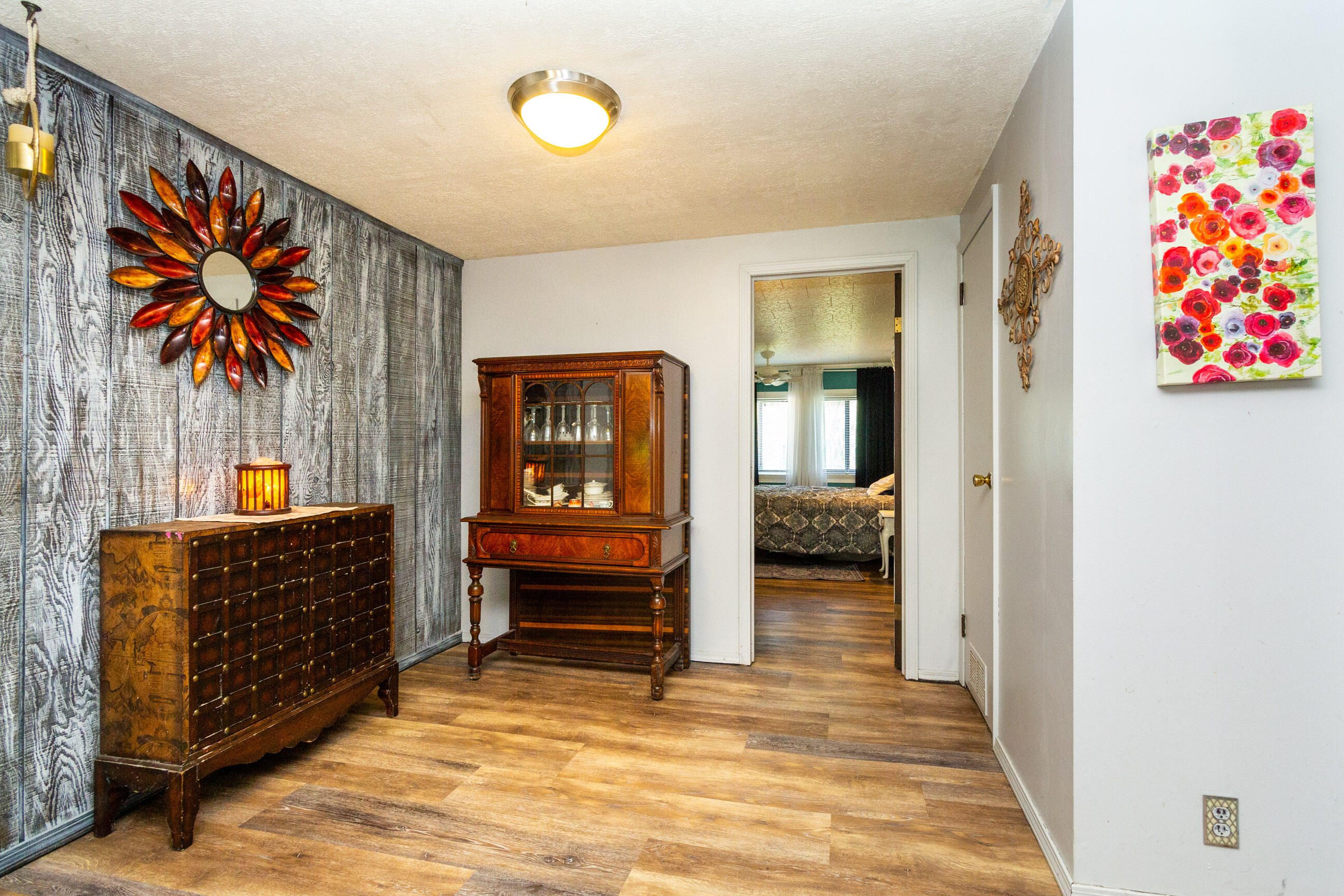 3860 South Latson Road Howell, MI 48843 - Photo 14 of 34 Dining Room