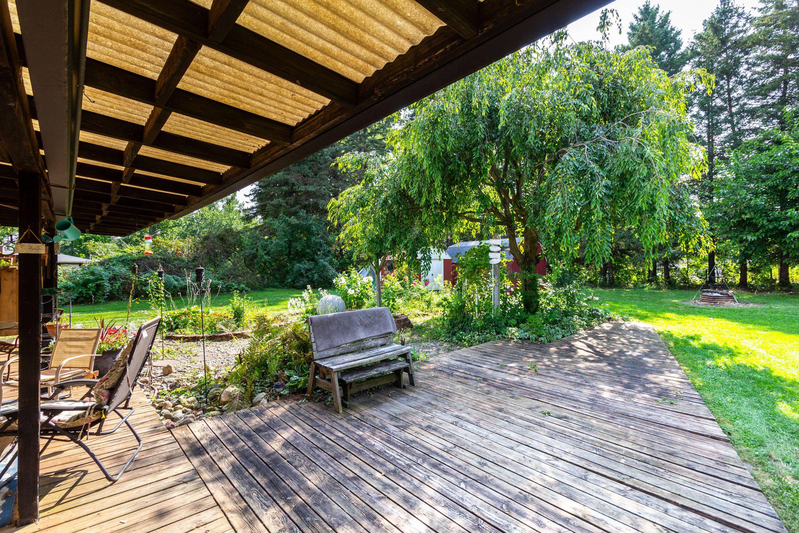 3860 South Latson Road Howell, MI 48843 - Photo 33 of 34 Back Deck