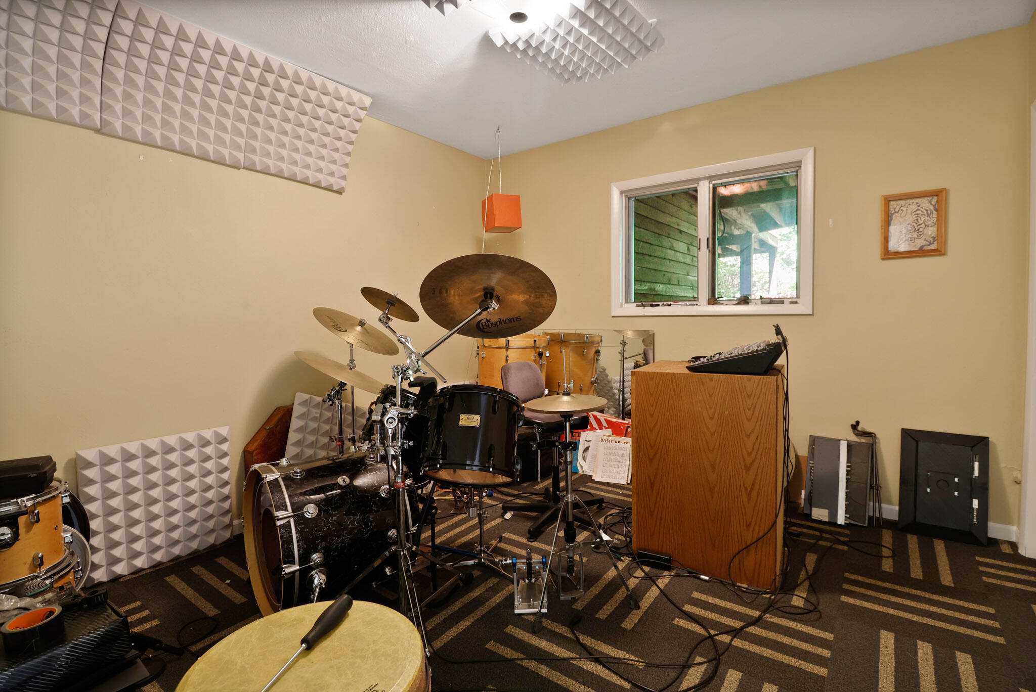 66 Ski Hill Road Portage, IN 46368 - Photo 28 of 48 a room with gym equipment