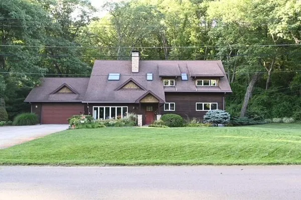 $729,000 | 66 Ski Hill Road, Ogden Dunes, IN 46368