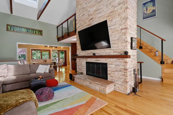 $729,000 | 66 Ski Hill Road, Ogden Dunes, IN 46368