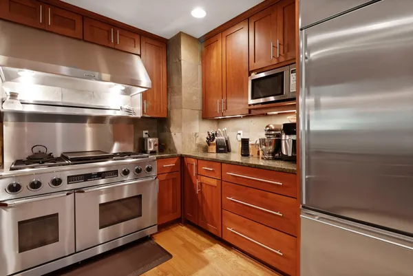 $729,000 | 66 Ski Hill Road, Ogden Dunes, IN 46368