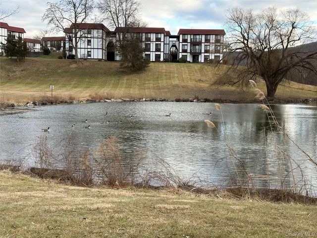 $2,150 | 1 Loudon Drive, Unit 9, Fishkill, NY 12524