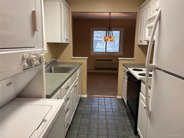 $2,150 | 1 Loudon Drive, Unit 9, Fishkill, NY 12524