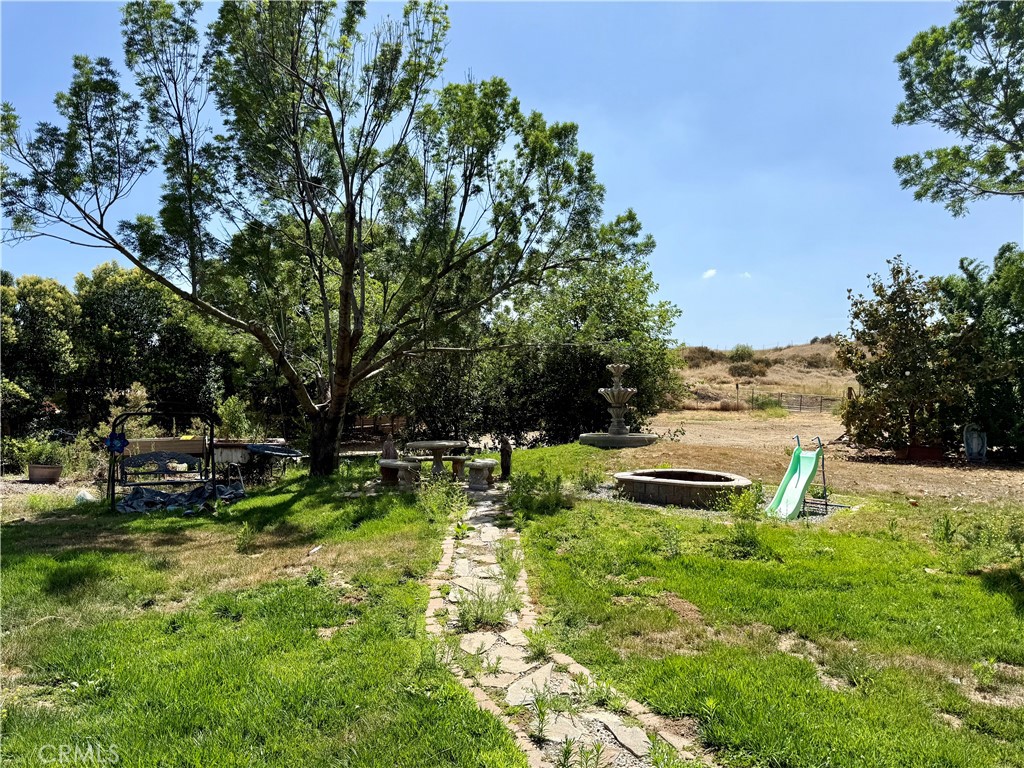 9869 Kehl Canyon Road Cherry Valley, CA 92223 - Photo 25 of 27 a view of a park with large trees
