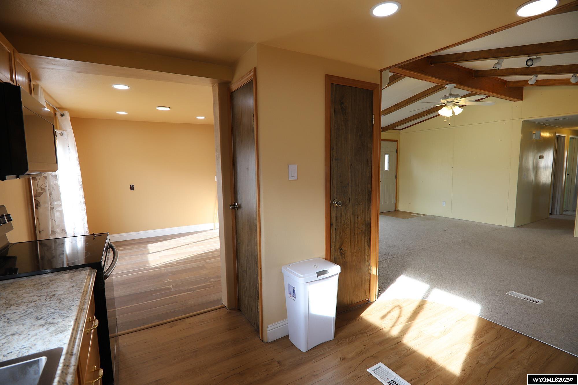 701 Hemlock Street Buffalo, WY 82834 - Photo 10 of 38