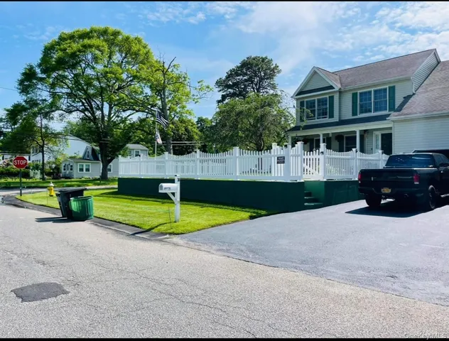 $469,000 | 30 Lakeview Drive, Mastic Beach, NY 11951