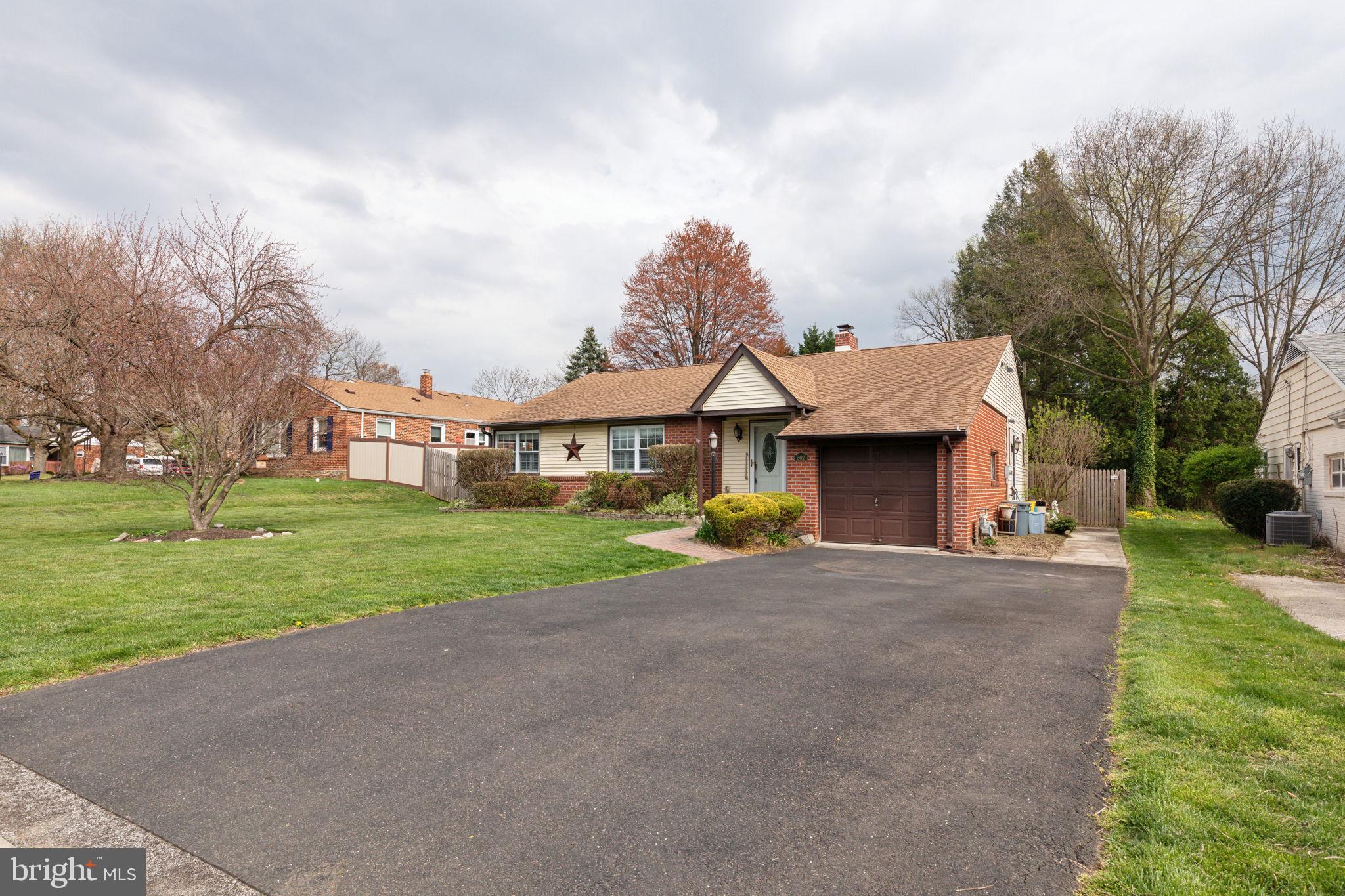 502 Toll Road Oreland, PA 19075 - Photo 4 of 48 Gallery Image 4
