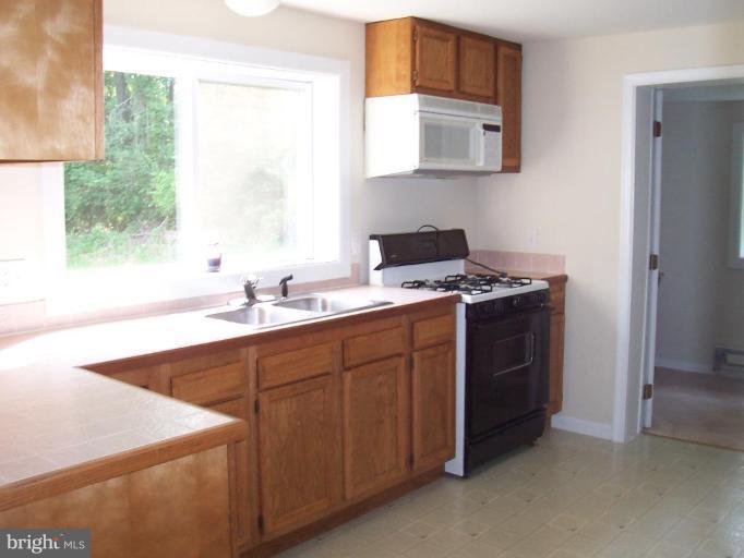3154 Forge Hill Road Street, MD 21154 - Photo 4 of 5 Kitchen #3